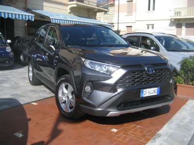 auto usate RAV 4
