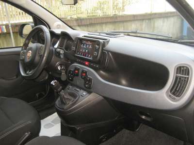 auto usate New Panda

