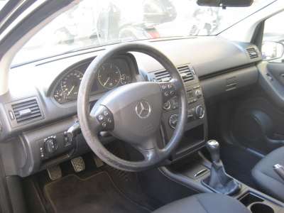 auto usate A 180